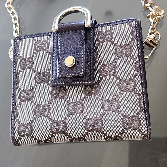 Gucci SOLD wallet with gold. in very very good condition π β€οΈ π π π π - Picture 14 of 17